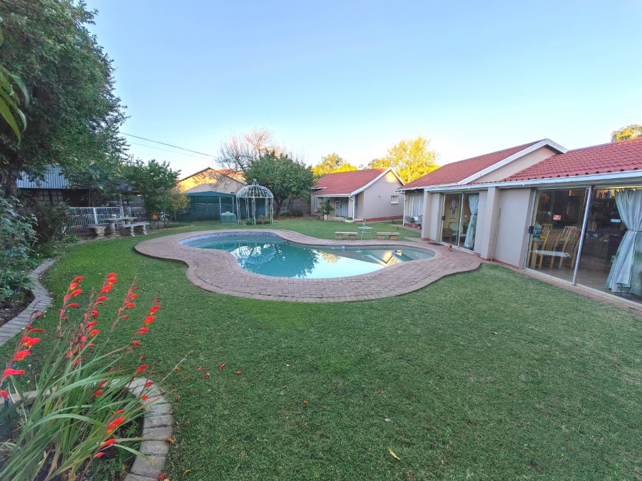 3 Bedroom Property for Sale in Pellissier Free State